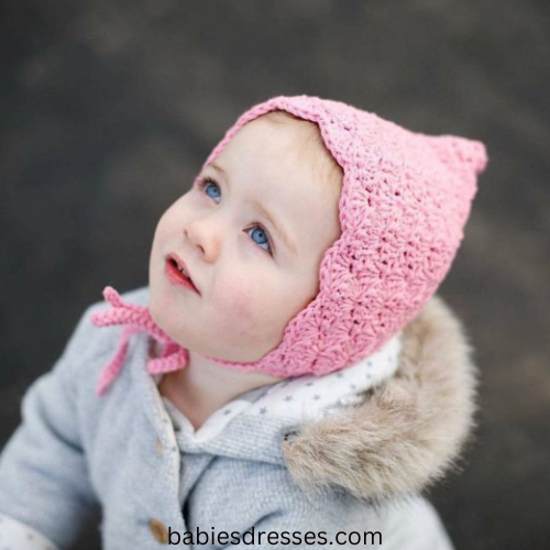 Baby's holiday bonnet

